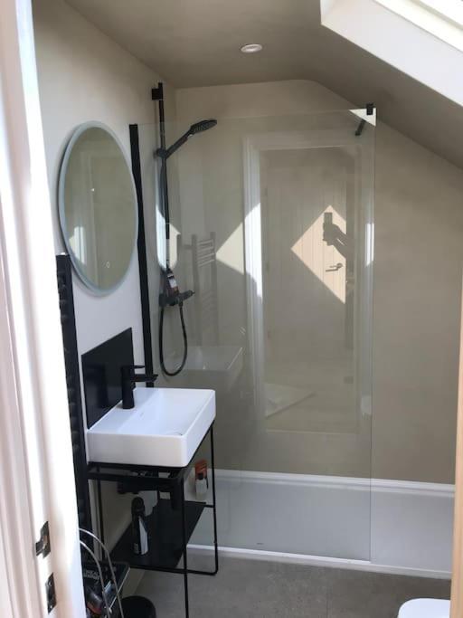 Elegant 3Bed Crouchend In Style With Roof Terrace Appartement Londen Buitenkant foto
